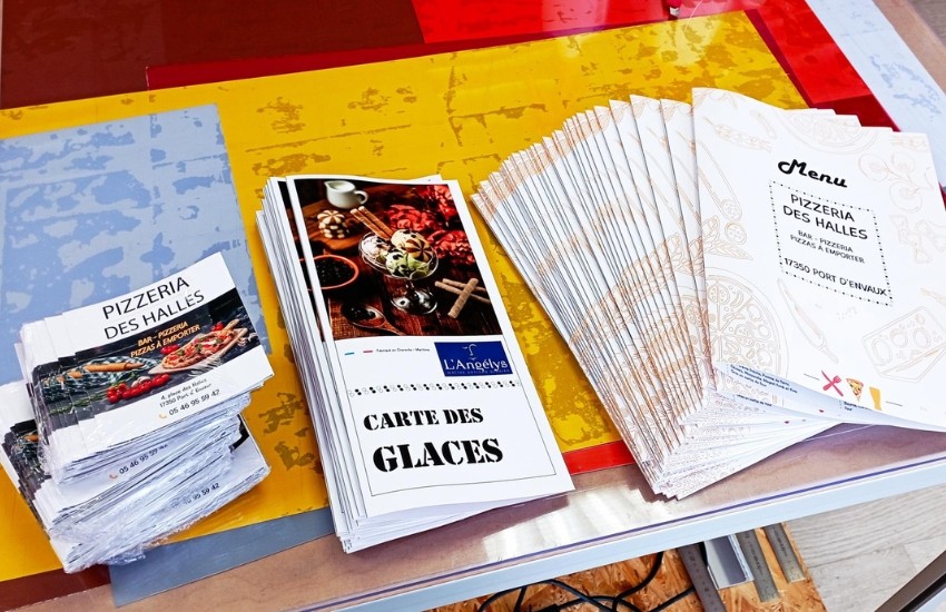 Photo de tracts, flyers et menus personnalisés