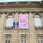 Photo d'une banderole publicitaire
